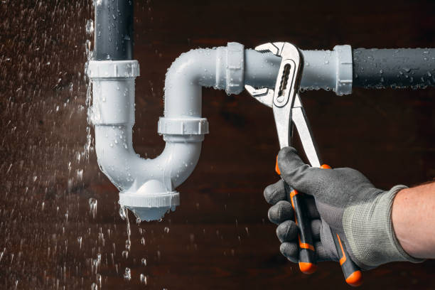 Professional Plumbing technician working in Lueders, TX